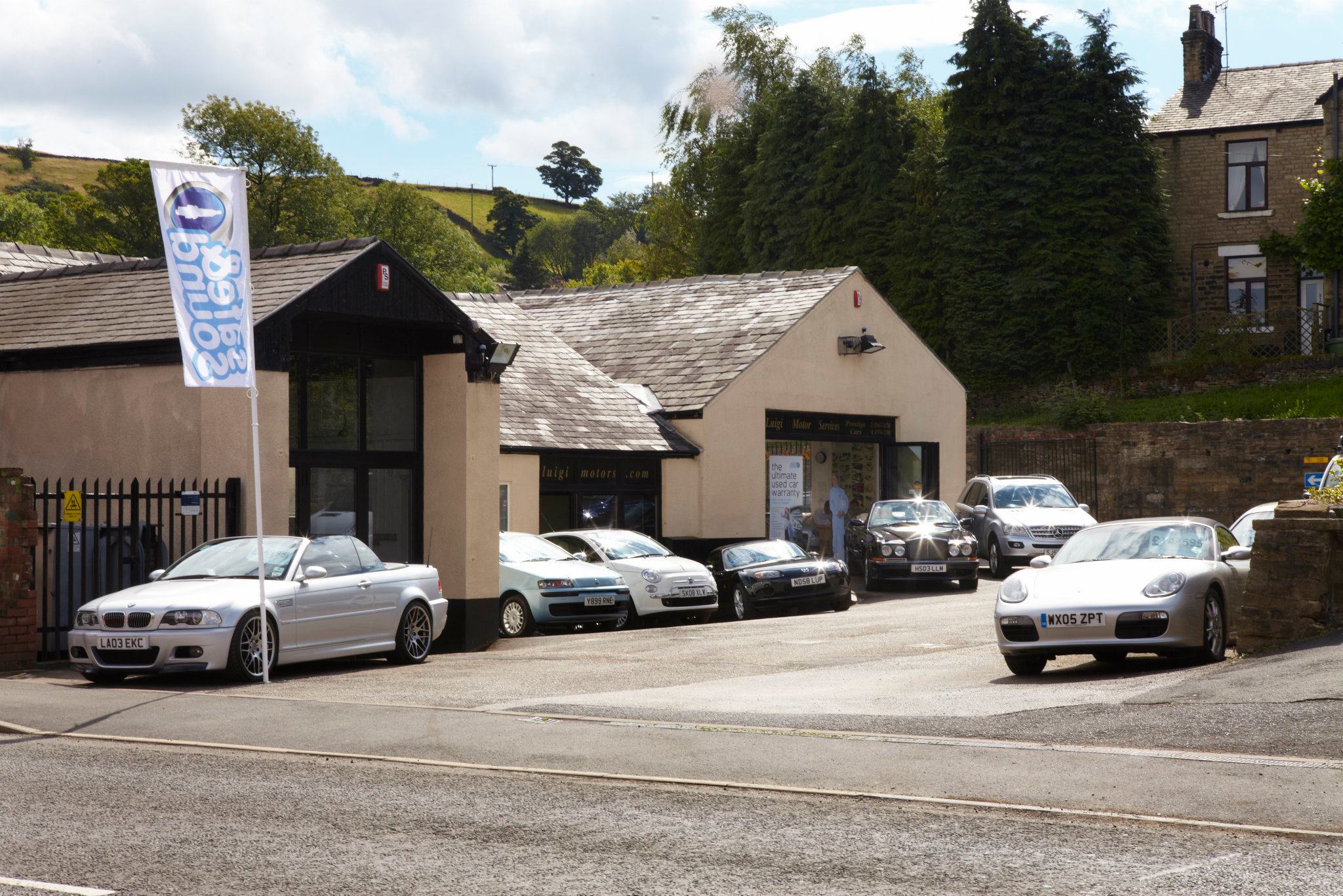 LUIGI MOTOR SHOWROOM